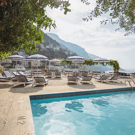 فندق Poseidon 4*